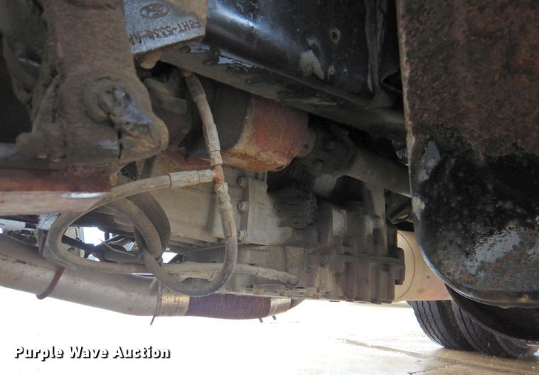 image for item DP4720 1999 Sterling L7501  sewer jetter truck