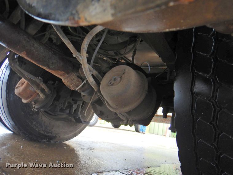 image for item DP4720 1999 Sterling L7501  sewer jetter truck