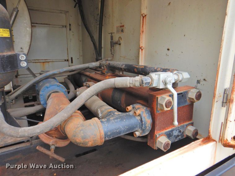 image for item DP4720 1999 Sterling L7501  sewer jetter truck