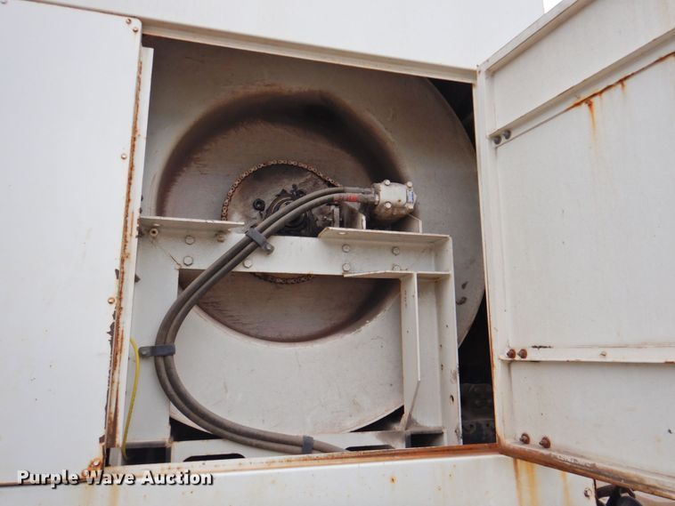 image for item DP4720 1999 Sterling L7501  sewer jetter truck