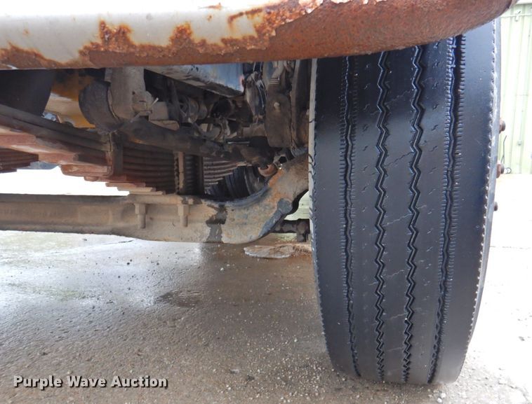 image for item DP4720 1999 Sterling L7501  sewer jetter truck