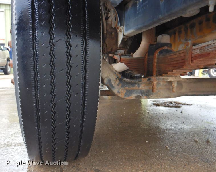 image for item DP4720 1999 Sterling L7501  sewer jetter truck