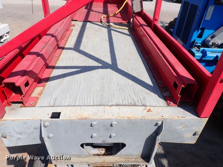 image for item DQ2878 Mec 2034UT  scissor lift