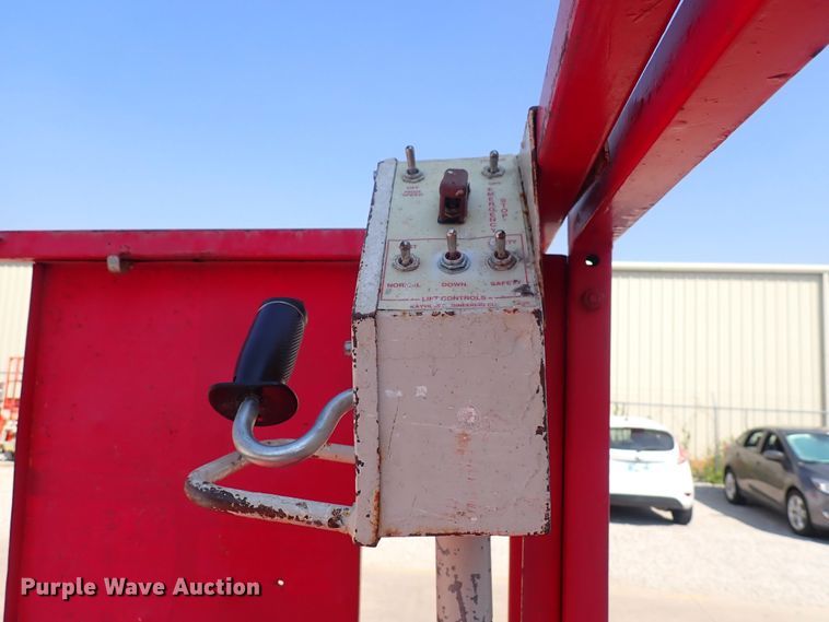 image for item DQ2878 Mec 2034UT  scissor lift