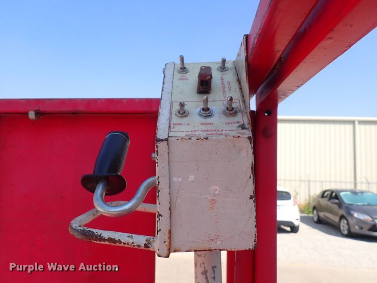 image for item DQ2878 Mec 2034UT  scissor lift