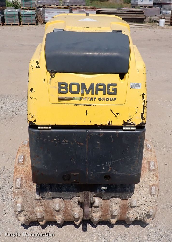 image for item DQ2903 2011 Bomag BMP8500  trench compactor
