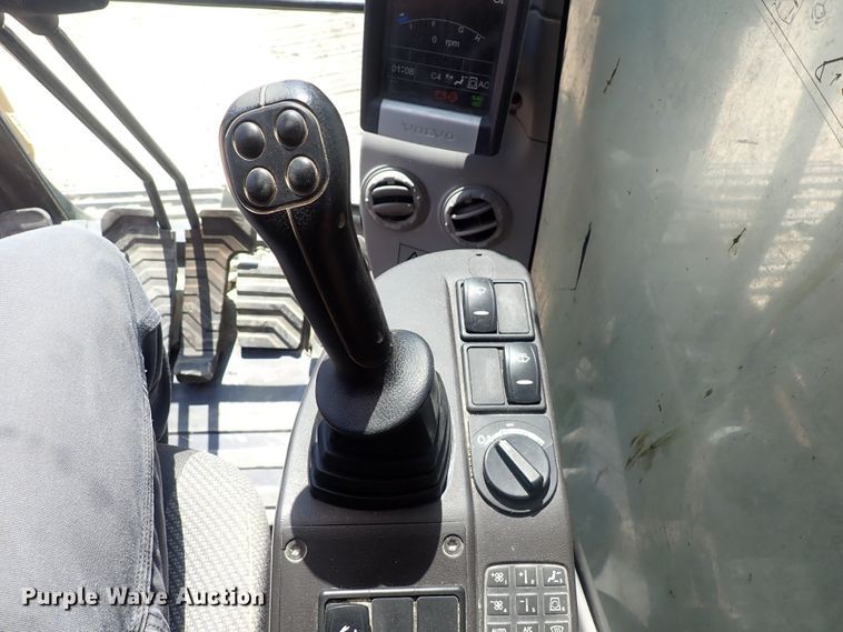 image for item DQ2904 2013 Volvo ECR235DL  excavator