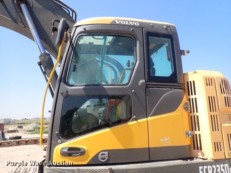 image for item DQ2904 2013 Volvo ECR235DL  excavator