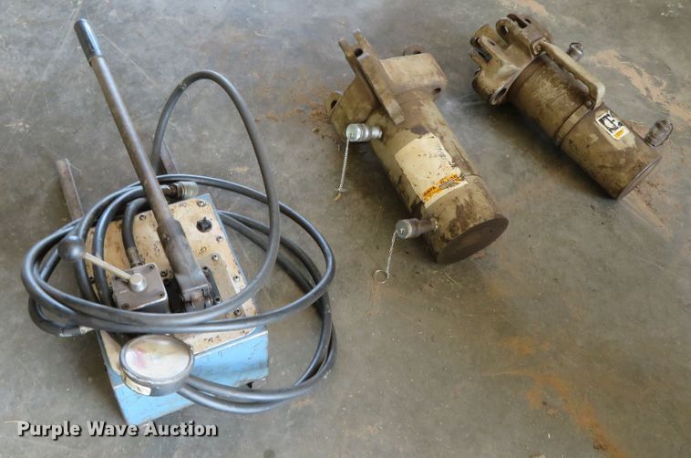 image for item DR0103 Tools