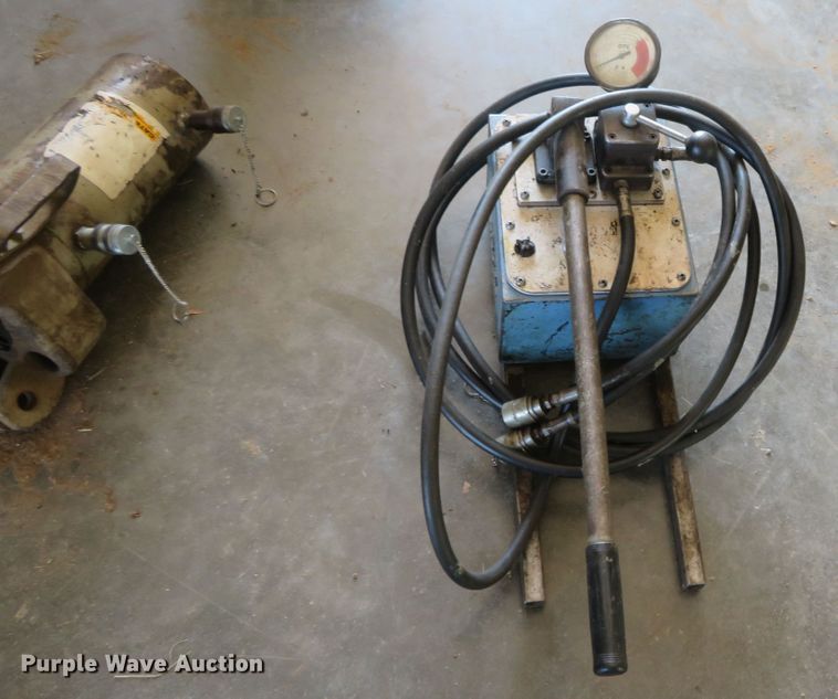 image for item DR0103 Tools