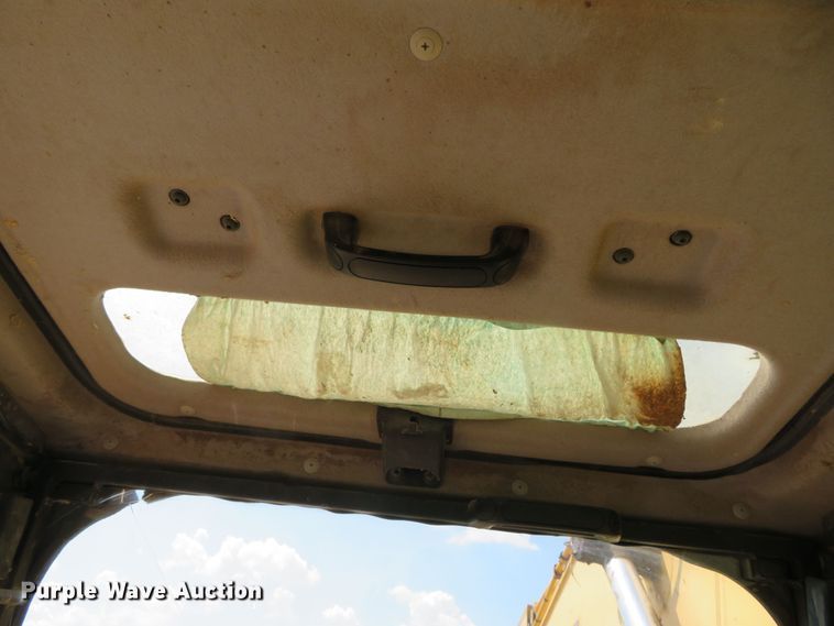 image for item DR0106 2008 Komatsu PC300LC-8  excavator