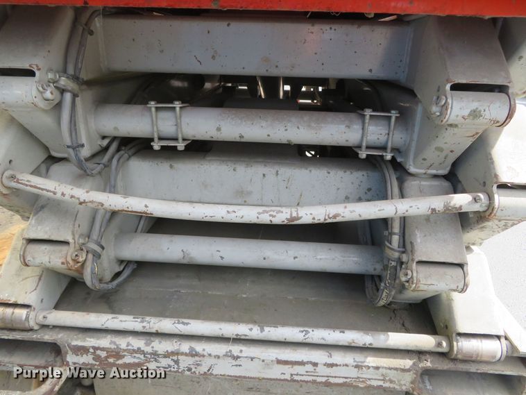 image for item DR0116 2000 Skyjack SJIII 4626  scissor lift