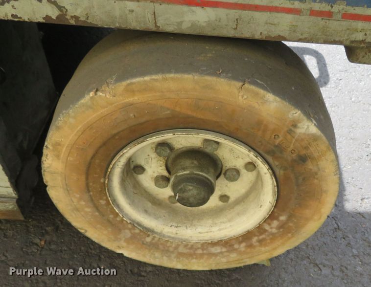 image for item DR0116 2000 Skyjack SJIII 4626  scissor lift