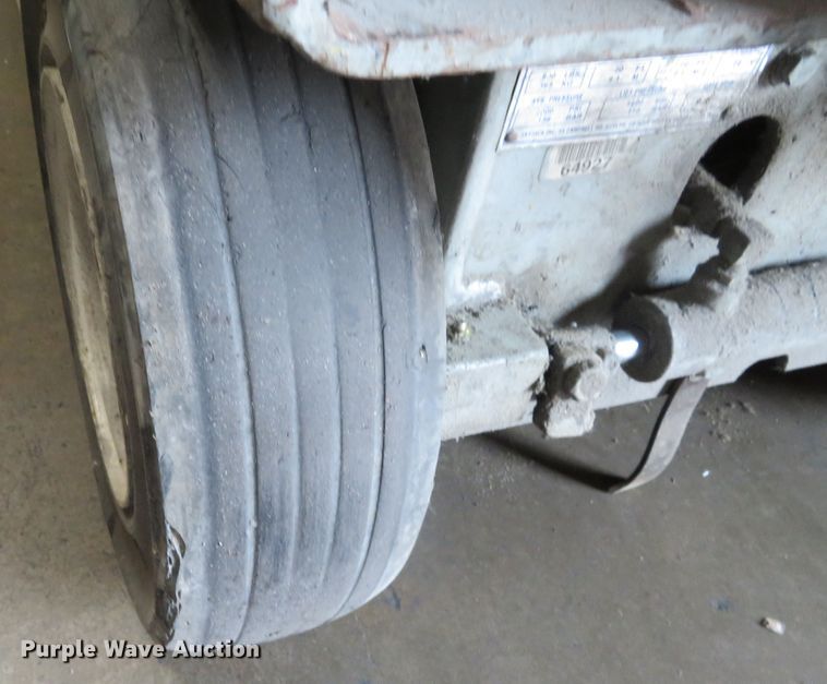 image for item DR0119 1997 Skyjack SJIII 3220  scissor lift