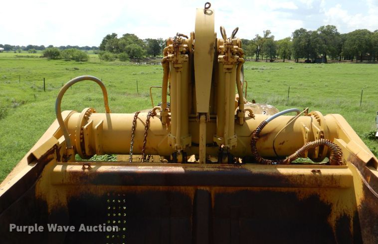 image for item DR2032 Caterpillar 630B  conventional scraper