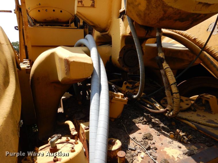 image for item DR2032 Caterpillar 630B  conventional scraper