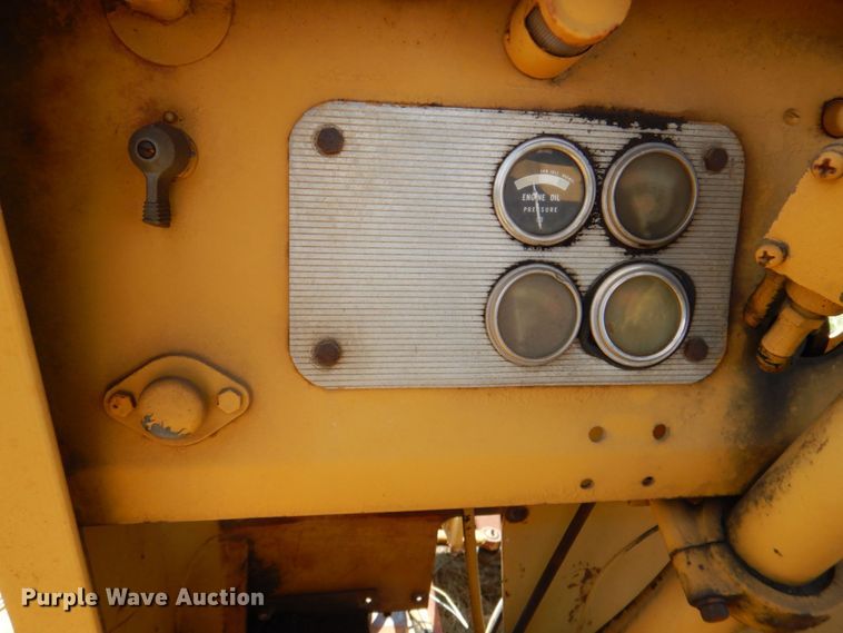 image for item DR2032 Caterpillar 630B  conventional scraper