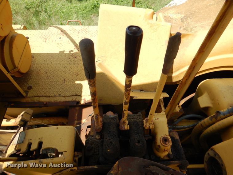 image for item DR2032 Caterpillar 630B  conventional scraper