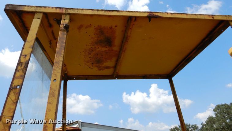 image for item DR2032 Caterpillar 630B  conventional scraper