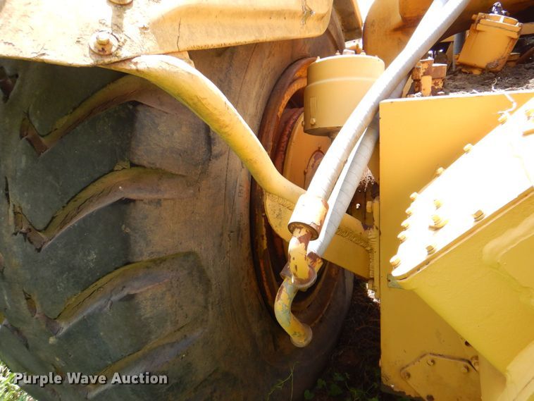 image for item DR2032 Caterpillar 630B  conventional scraper