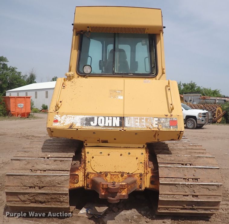 image for item DS7074 1999 John Deere 750C LGP  dozer
