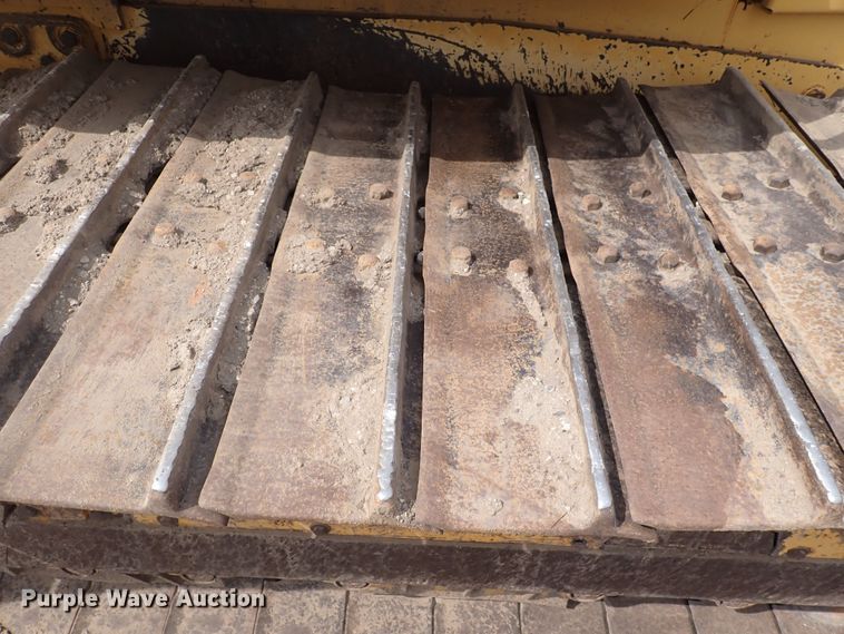 image for item DS7074 1999 John Deere 750C LGP  dozer