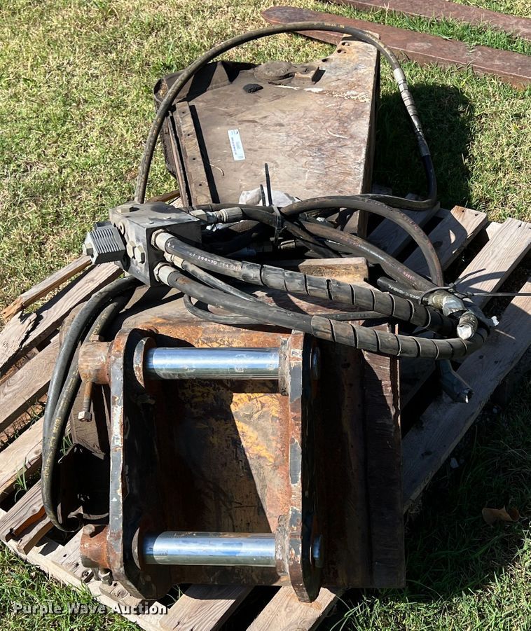 image for item IA9093 LaBounty  rotating shear