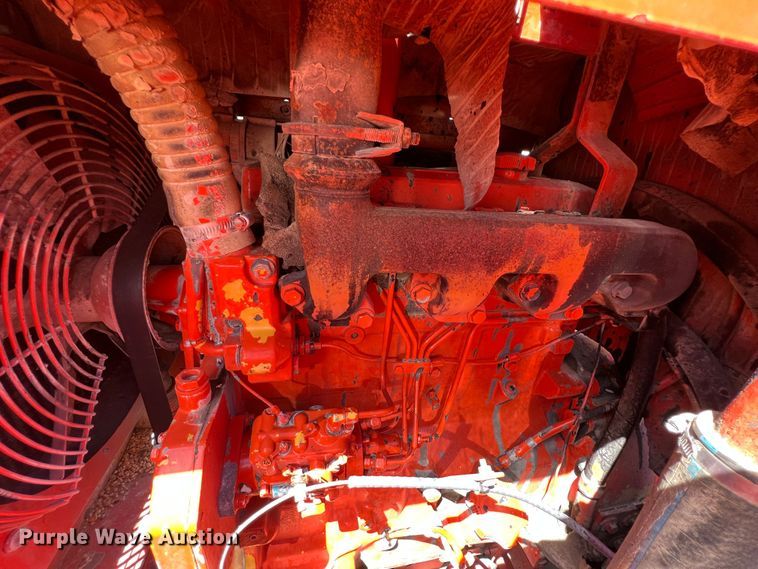 image for item IA9102 2000 International 4700  asphalt patch truck