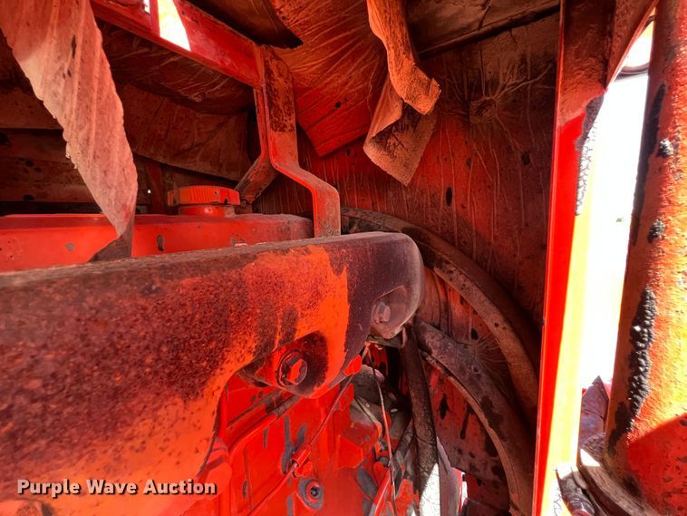 image for item IA9102 2000 International 4700  asphalt patch truck