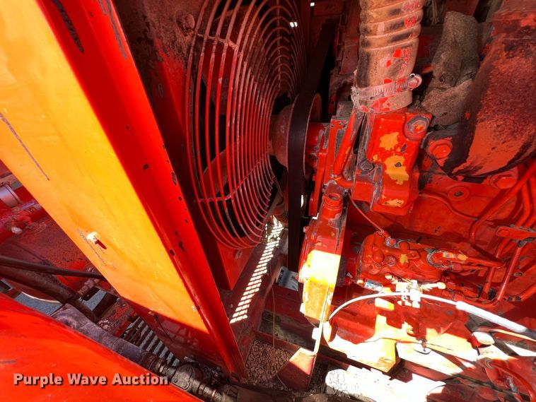 image for item IA9102 2000 International 4700  asphalt patch truck