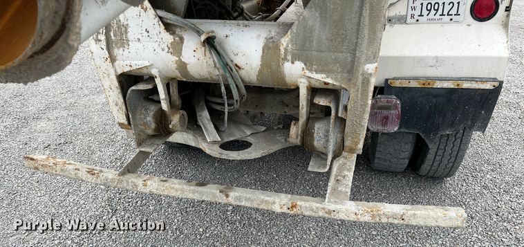 image for item IA9108 1999 Mack RD600  ready mix truck