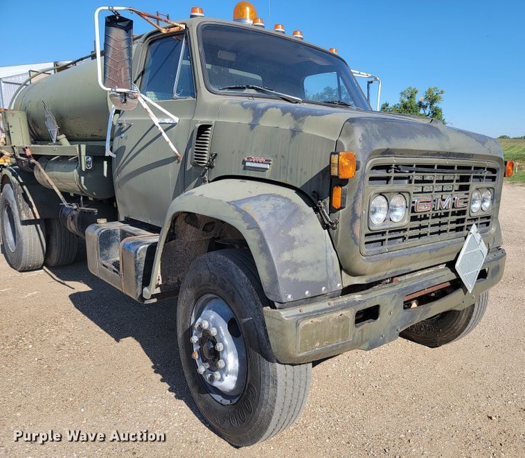 image for item JC9614 1979 GMC 8000  oil distributor truck