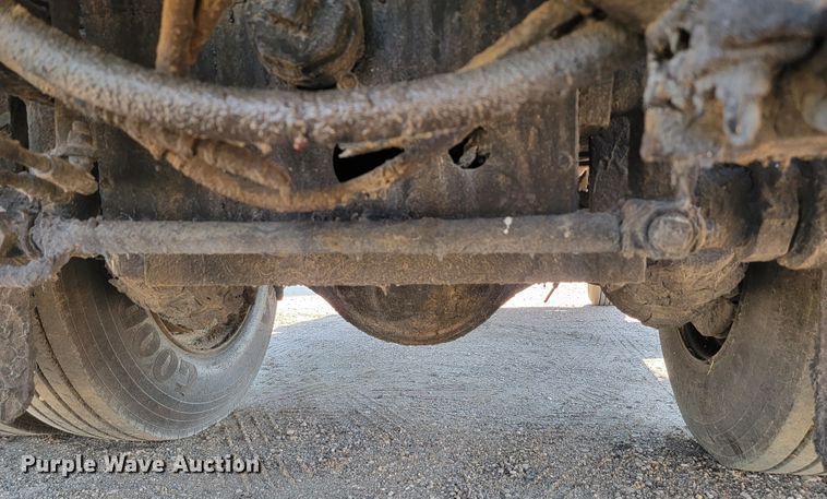 image for item JC9614 1979 GMC 8000  oil distributor truck