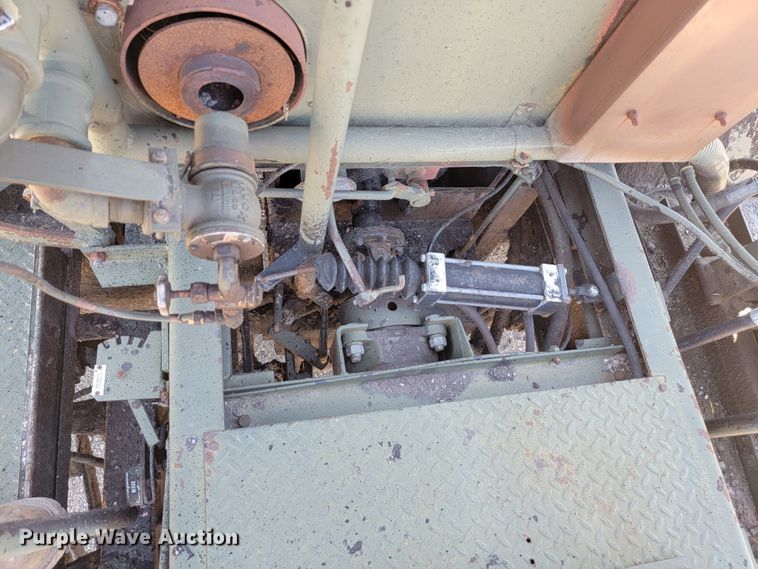 image for item JC9614 1979 GMC 8000  oil distributor truck