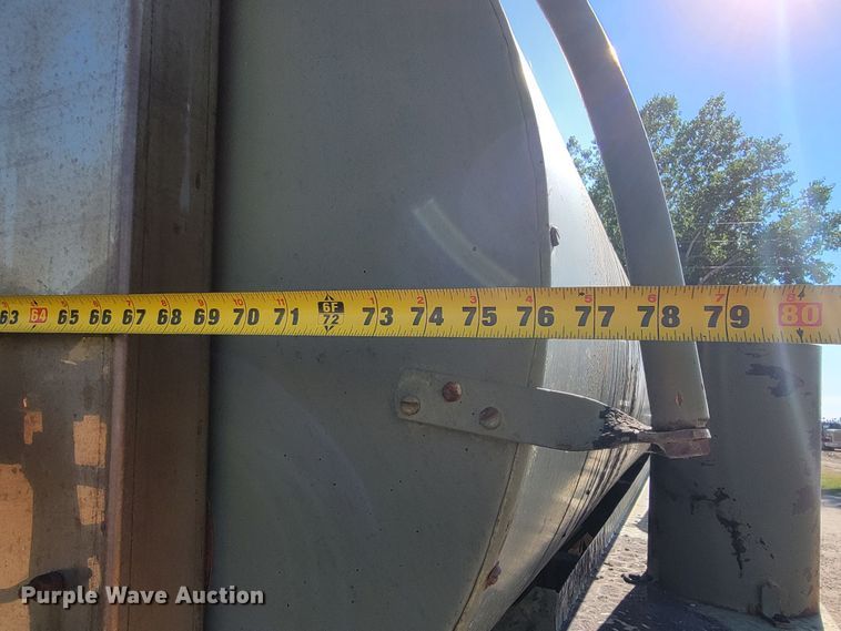 image for item JC9614 1979 GMC 8000  oil distributor truck