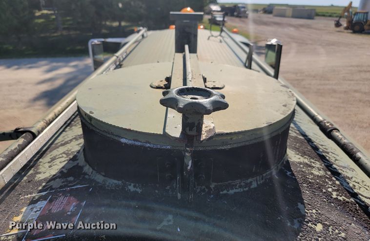 image for item JC9614 1979 GMC 8000  oil distributor truck