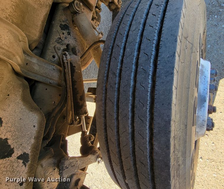 image for item JC9614 1979 GMC 8000  oil distributor truck