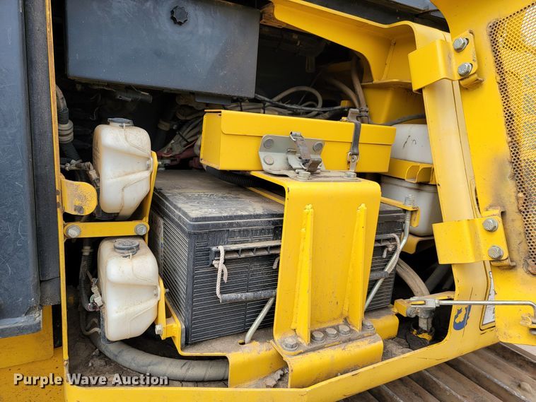 image for item JC9617 2013 Komatsu D51PX-22  dozer