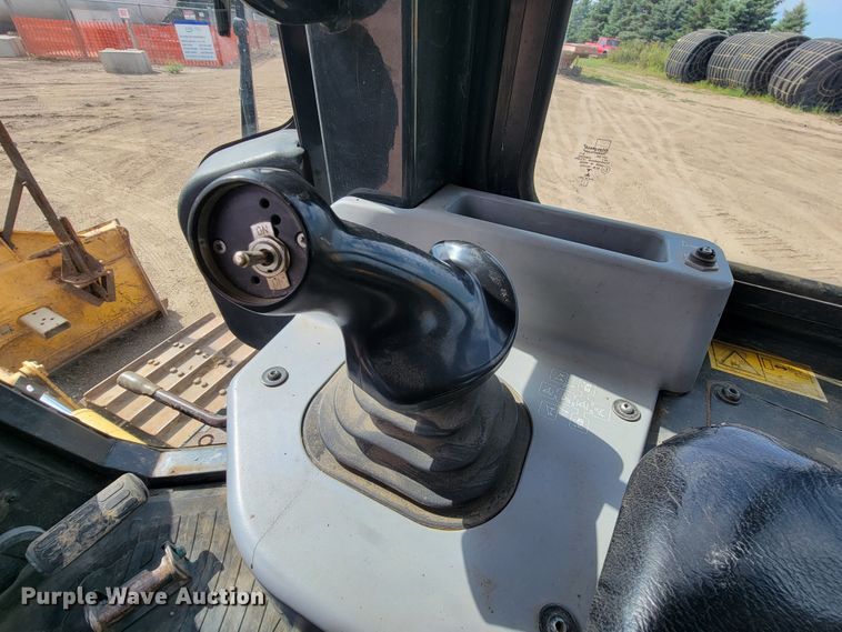 image for item JC9617 2013 Komatsu D51PX-22  dozer