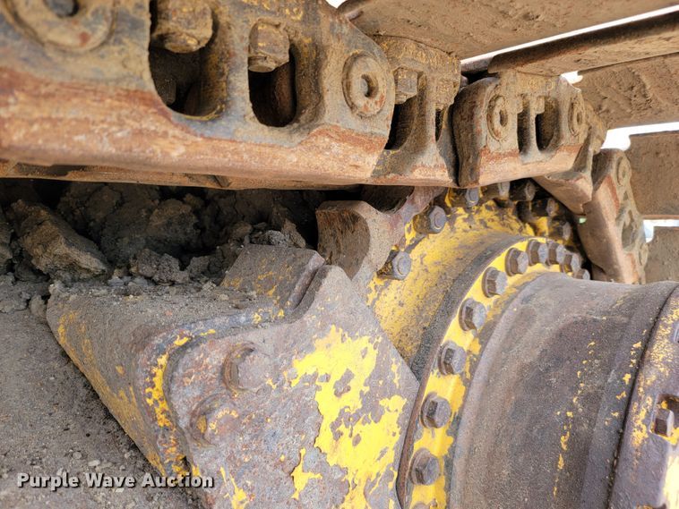 image for item JC9617 2013 Komatsu D51PX-22  dozer