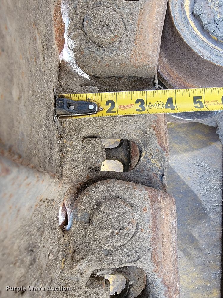 image for item JC9617 2013 Komatsu D51PX-22  dozer