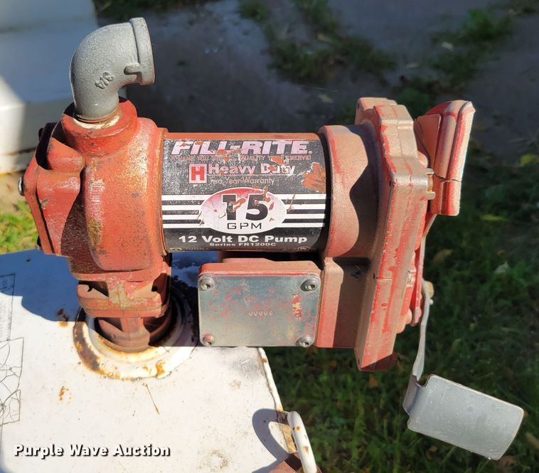 image for item JZ9173 (4) fuel tanks