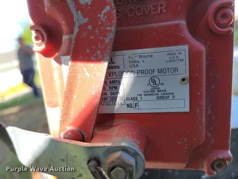 image for item JZ9173 (4) fuel tanks