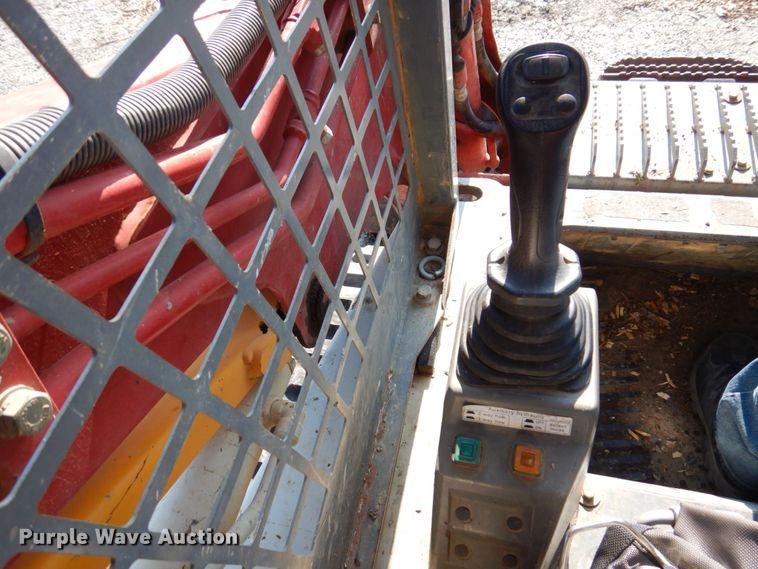 image for item KF9523 2015 Takeuchi TL8  tracked skid steer loader