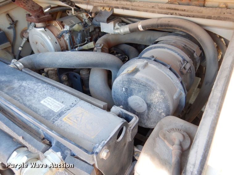 image for item KF9523 2015 Takeuchi TL8  tracked skid steer loader