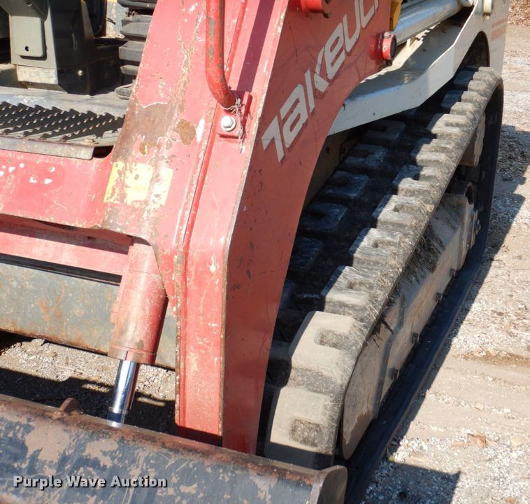 image for item KF9523 2015 Takeuchi TL8  tracked skid steer loader