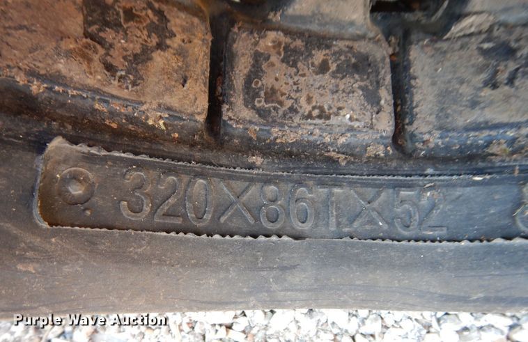 image for item KF9523 2015 Takeuchi TL8  tracked skid steer loader