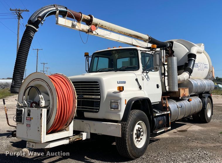 image for item KF9545 1996 Ford LN8000  sewer jetter truck