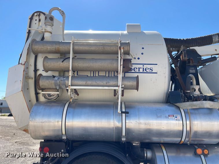 image for item KF9545 1996 Ford LN8000  sewer jetter truck