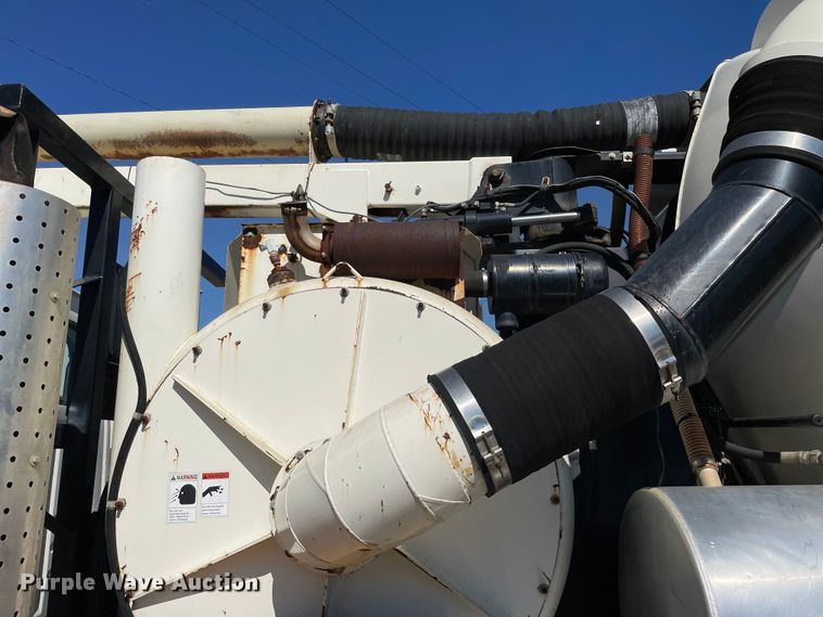 image for item KF9545 1996 Ford LN8000  sewer jetter truck